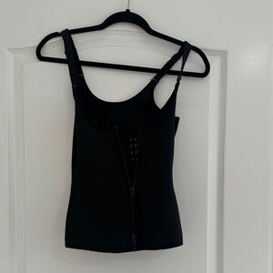 Women's waist trainer